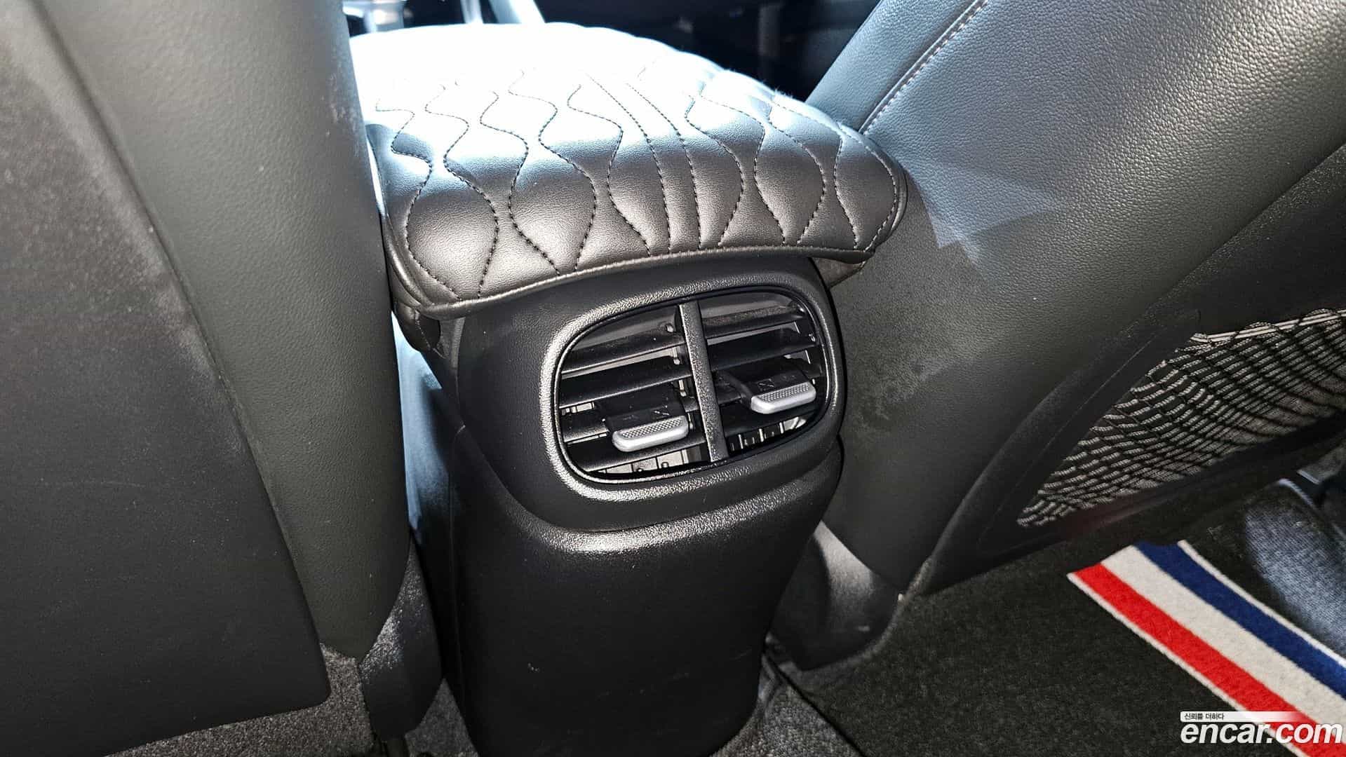 AVANTE Hyundai 2021.0-OPTION-042