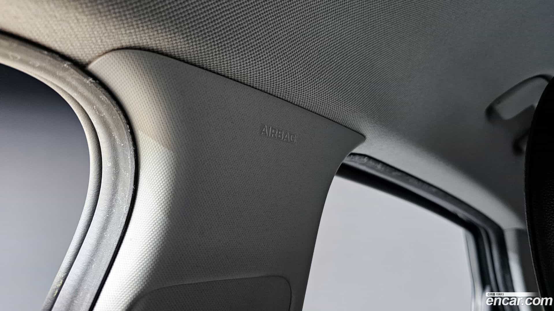 AVANTE Hyundai 2021.0-OPTION-047