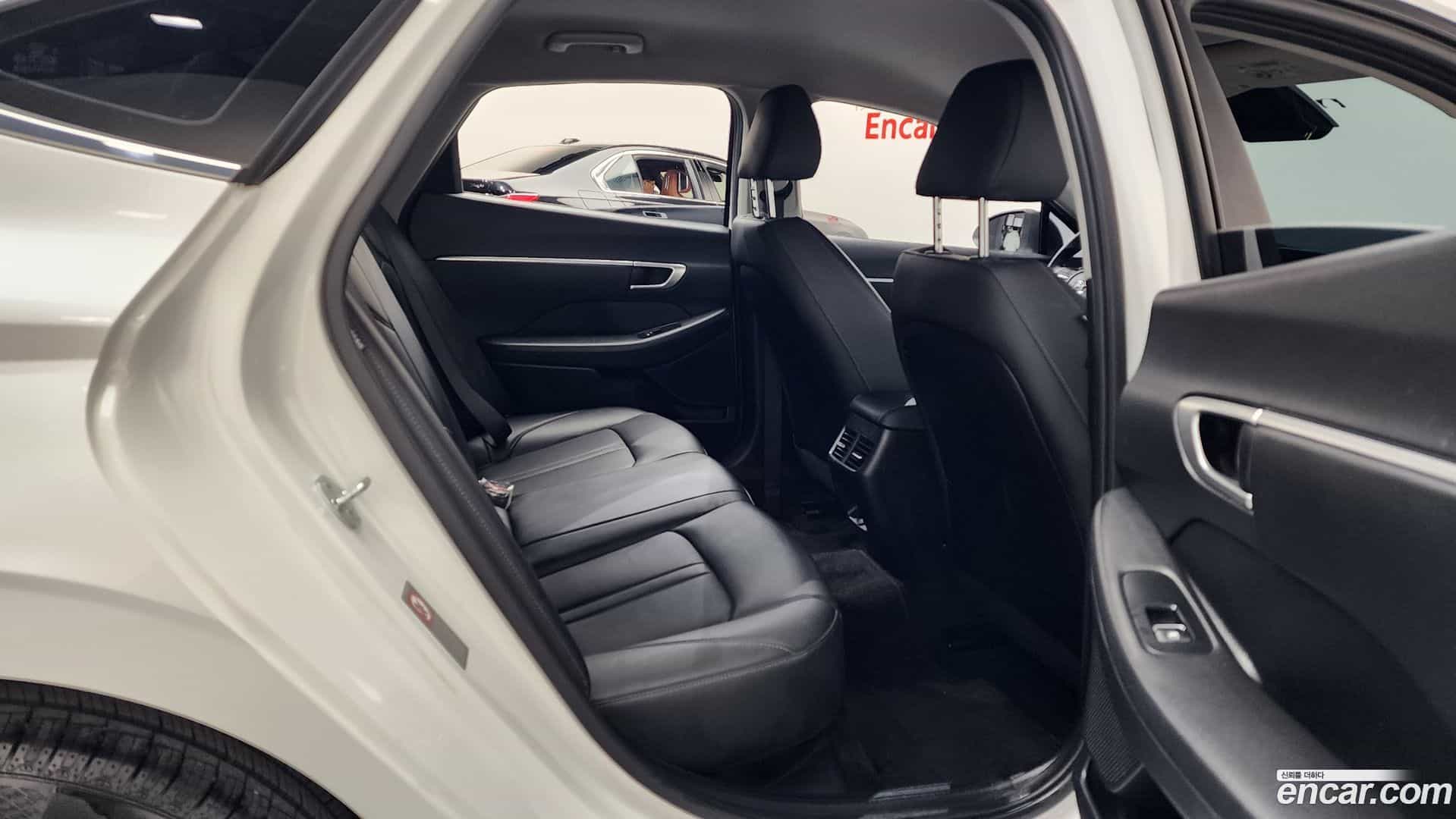 Sonata Hyundai 2021.11-OPTION-015