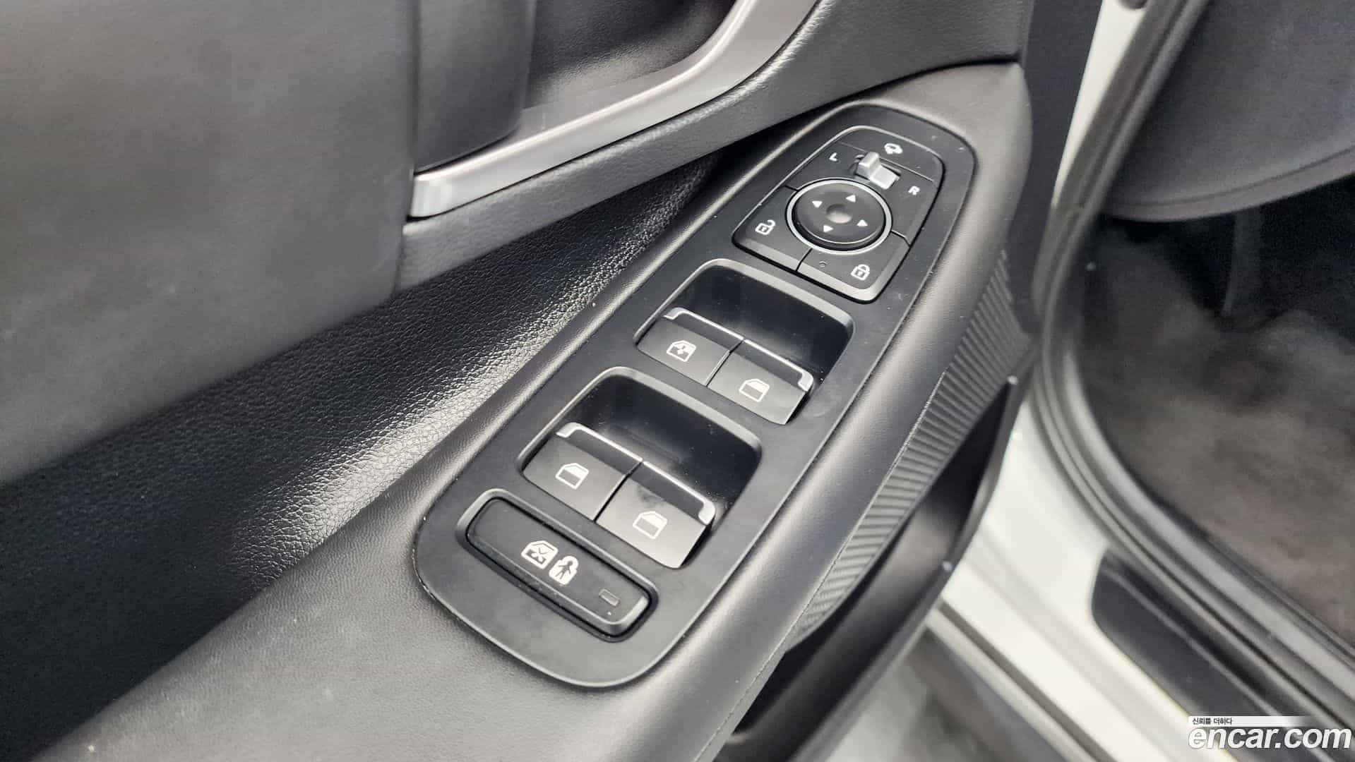 Sonata Hyundai 2021.11-OPTION-043