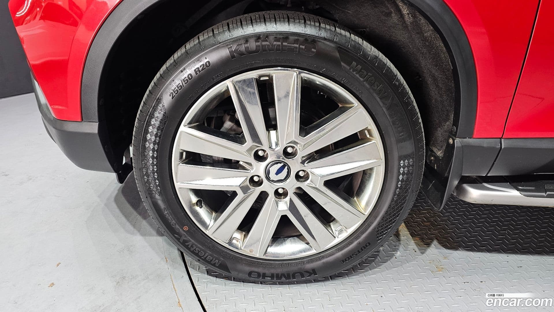 Main__Slider__Photo:Rexton KG Mobility 2019.1-4