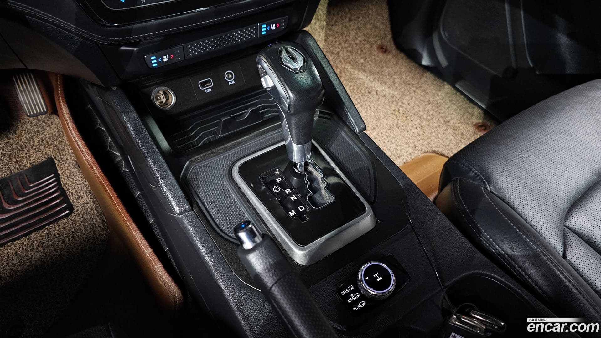 Main__Slider__Photo:Rexton KG Mobility 2019.1-8