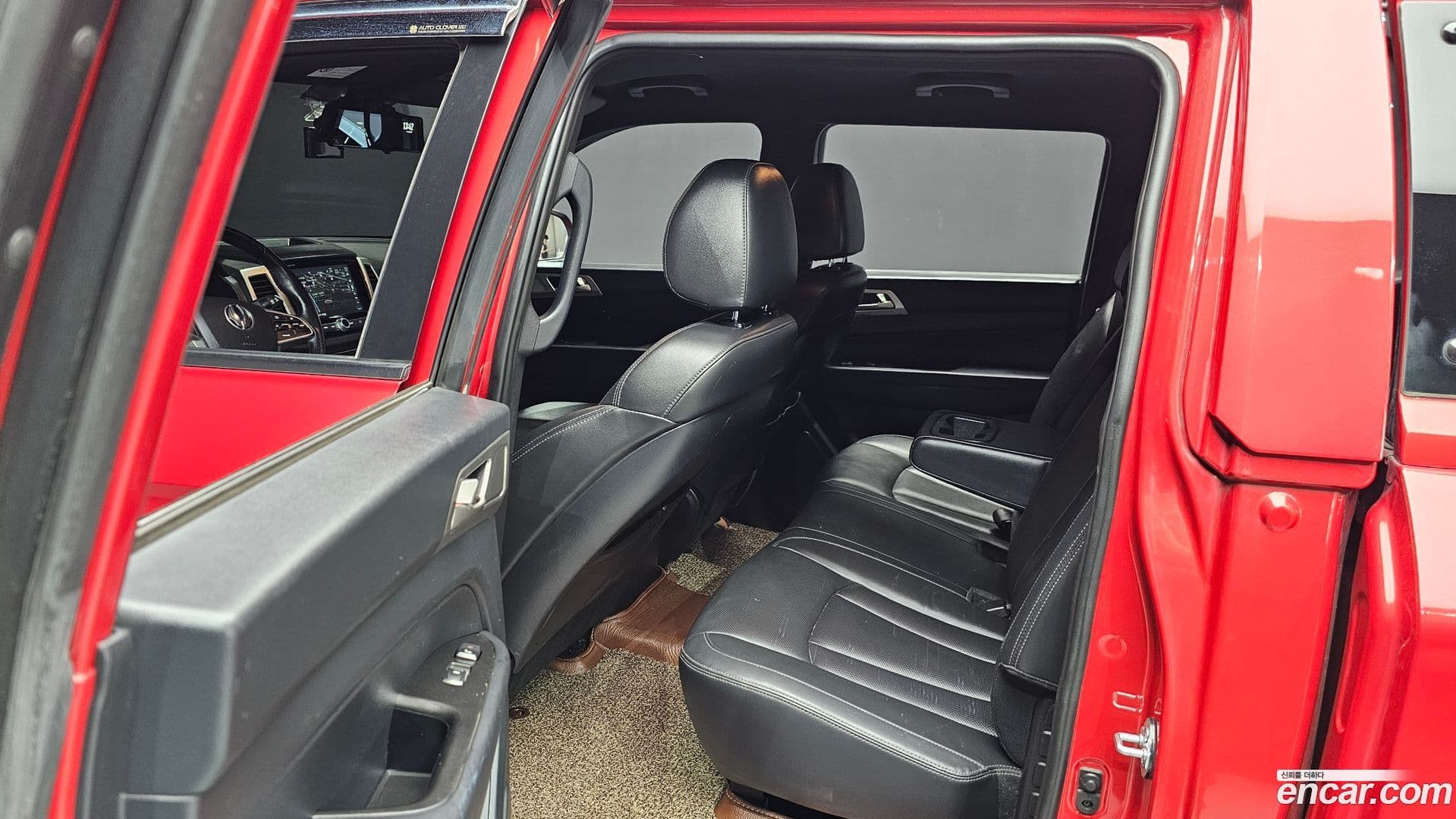 Main__Slider__Photo:Rexton KG Mobility 2019.1-25