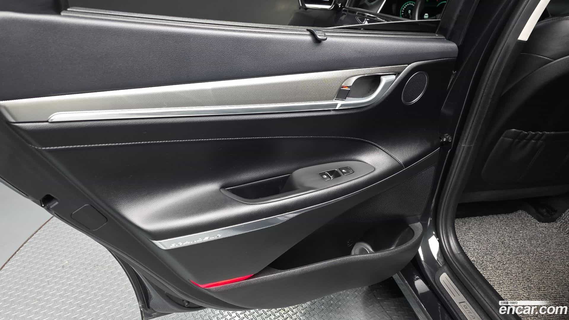 Grandeur Hyundai 2020.10-INNER-035
