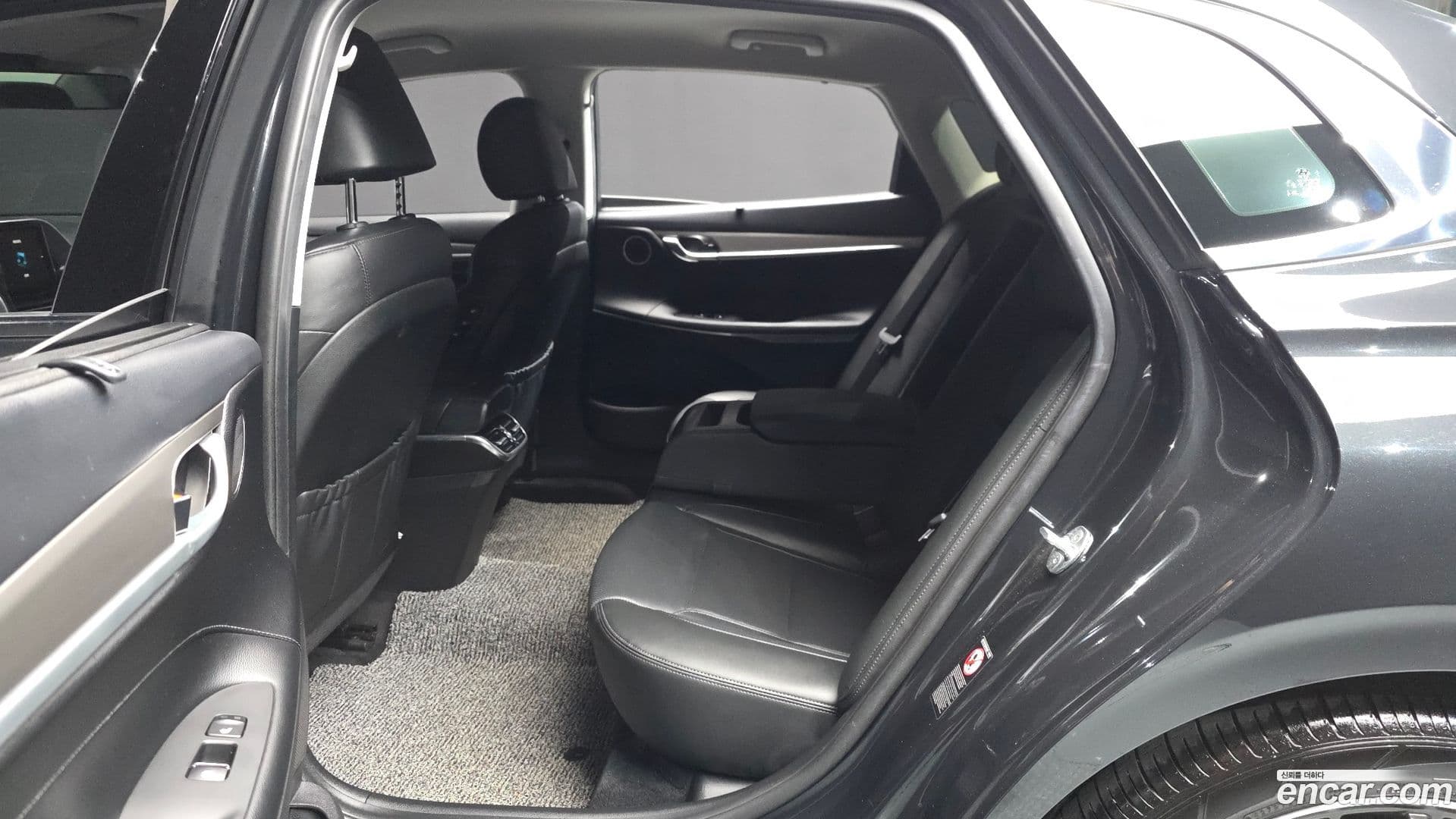 Main__Slider__Photo:Grandeur Hyundai 2020.10-25