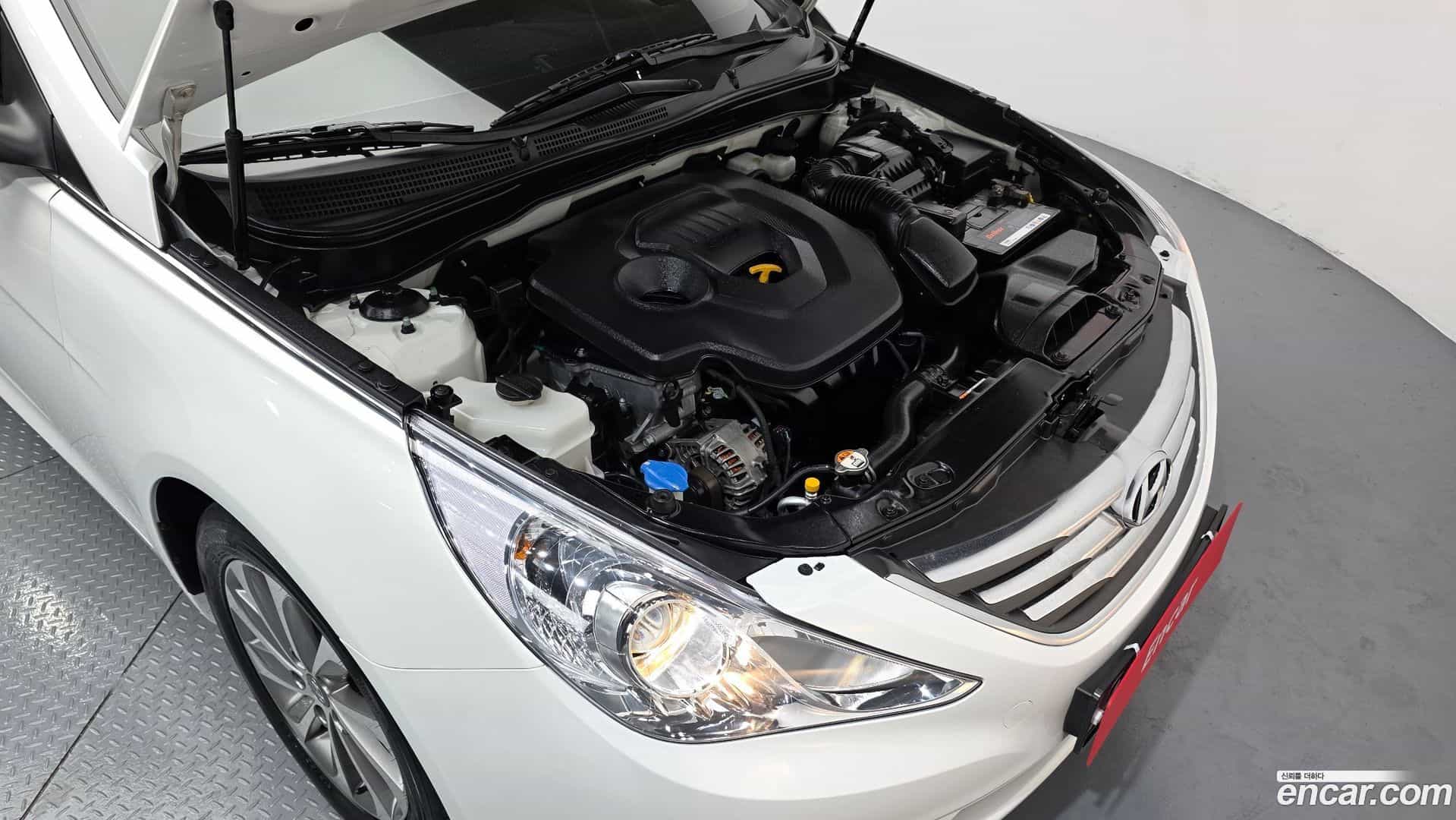 Sonata Hyundai 2012.9-OUTER-006