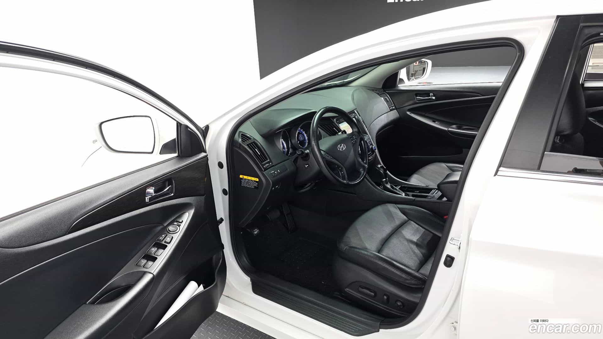 Sonata Hyundai 2012.9-INNER-010