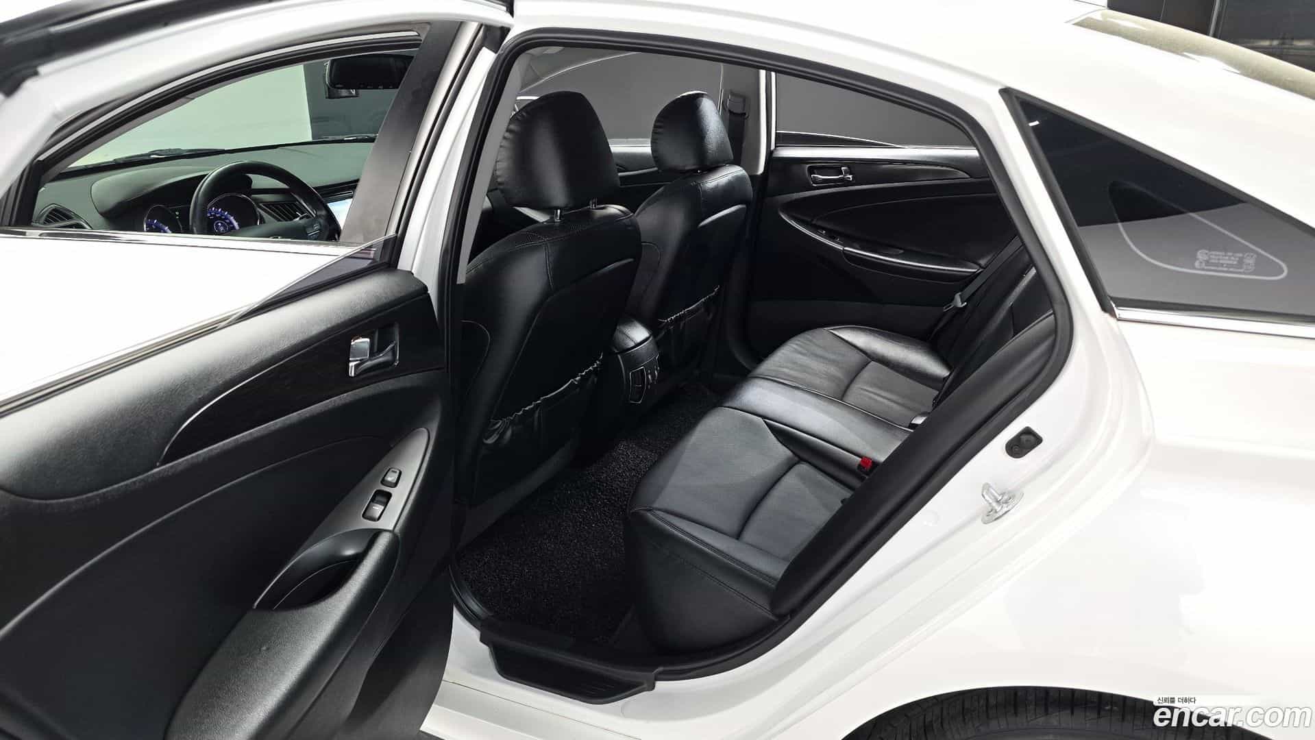 Sonata Hyundai 2012.9-OPTION-016