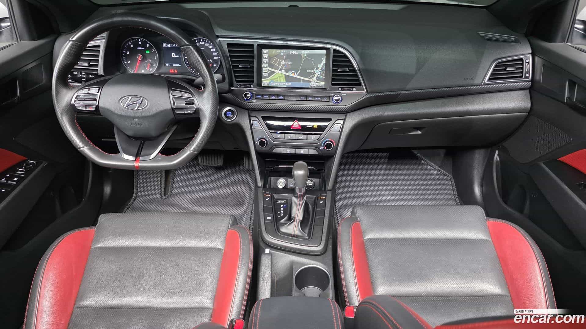 AVANTE Hyundai 2017.10-INNER-007