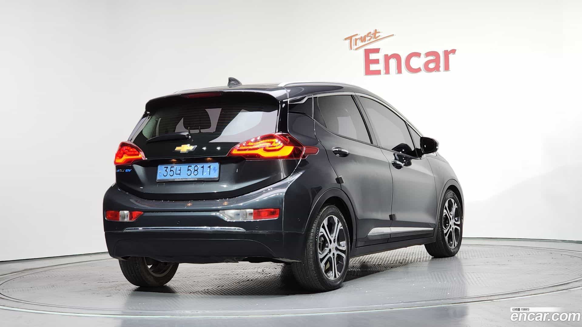 Bolt EV Chevrolet 2019.11-OUTER-002
