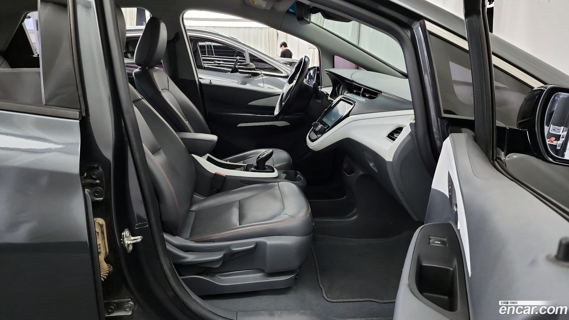Main__Slider__Photo:Bolt EV Chevrolet 2019.11-10