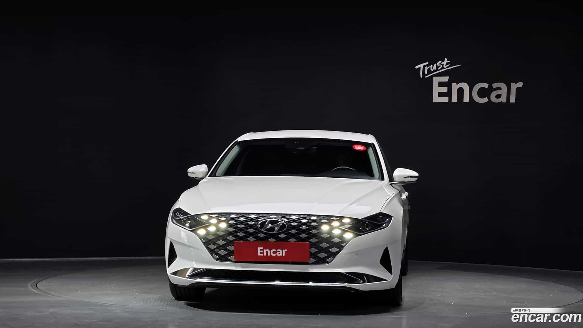 Grandeur Hyundai 2020.0-OUTER-003