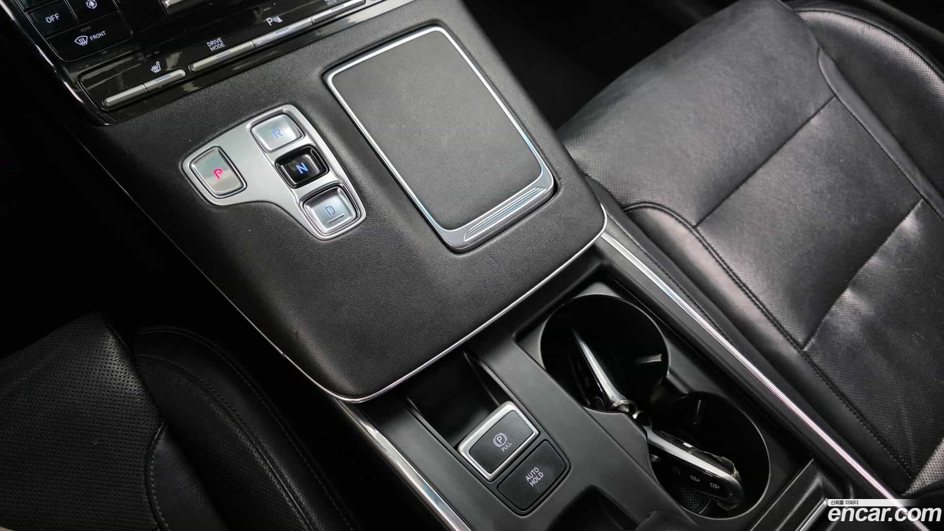 Grandeur Hyundai 2020.0-INNER-009