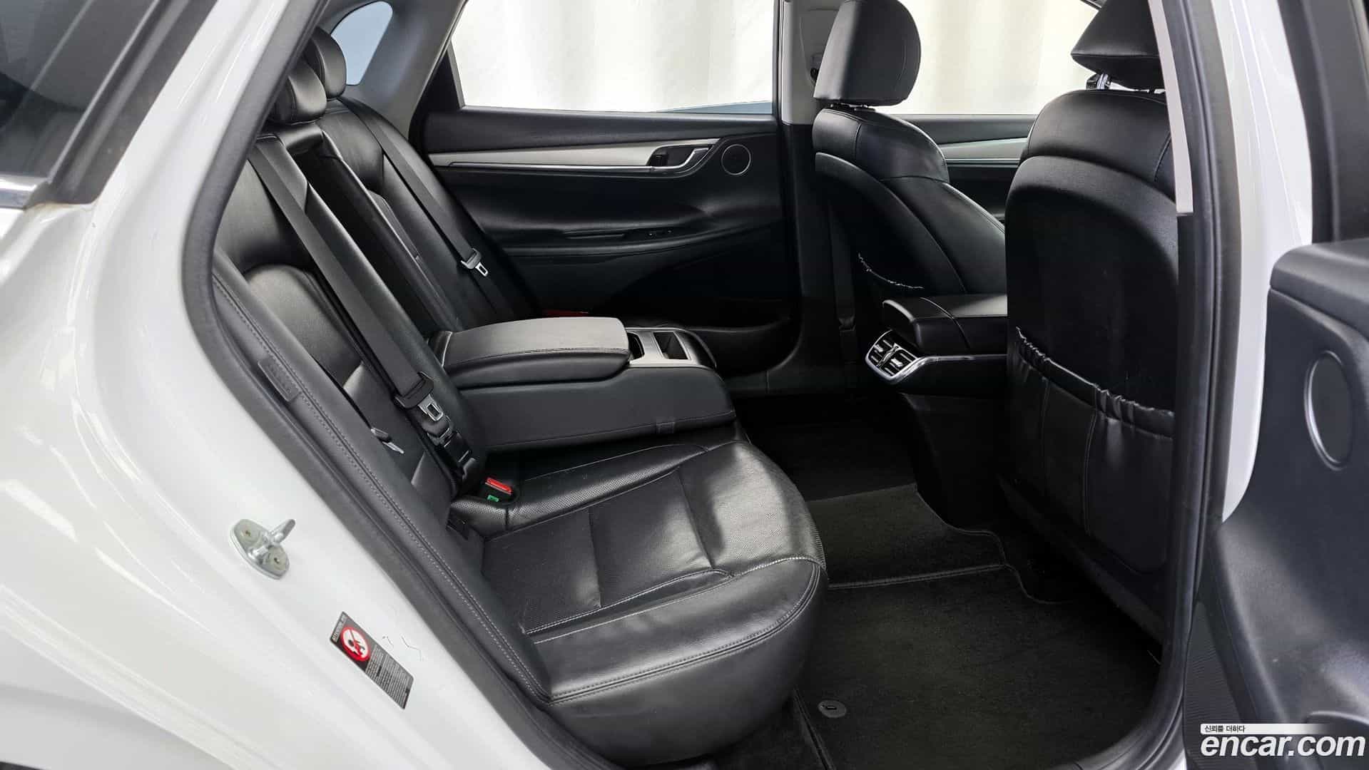 Grandeur Hyundai 2020.0-OPTION-016