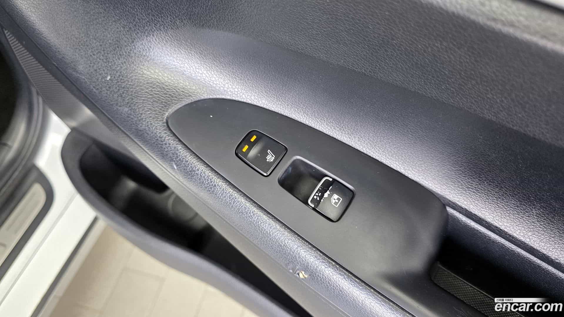 Grandeur Hyundai 2020.0-OPTION-023