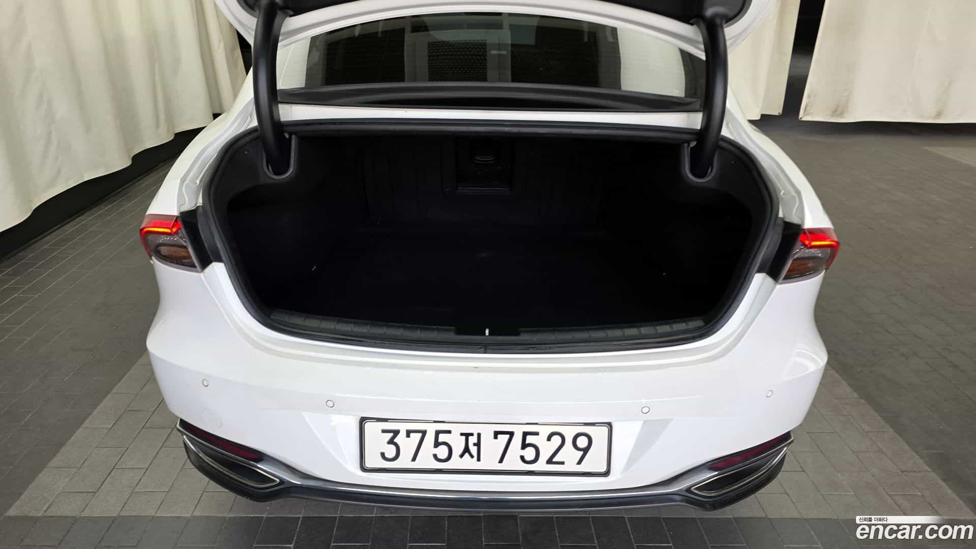 Grandeur Hyundai 2020.0-OPTION-024