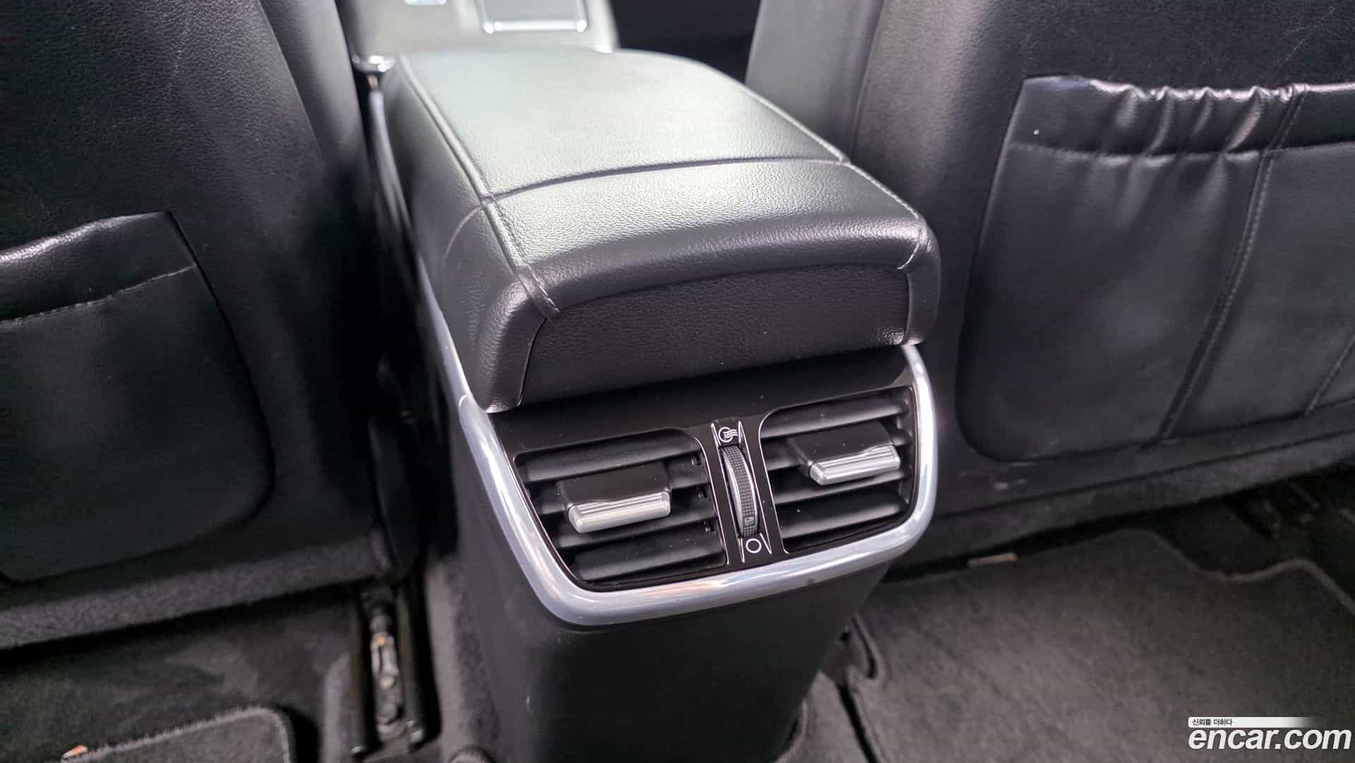 Grandeur Hyundai 2020.0-OPTION-042