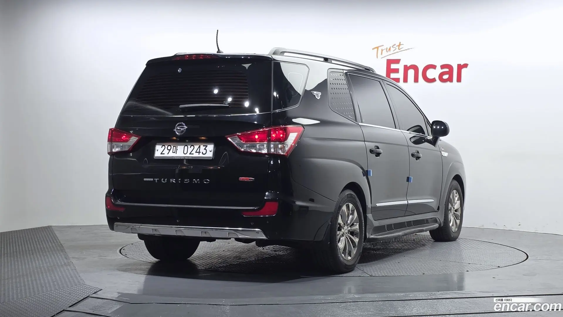 Main__Slider__Photo:KORANDO KG Mobility 2016.10-1