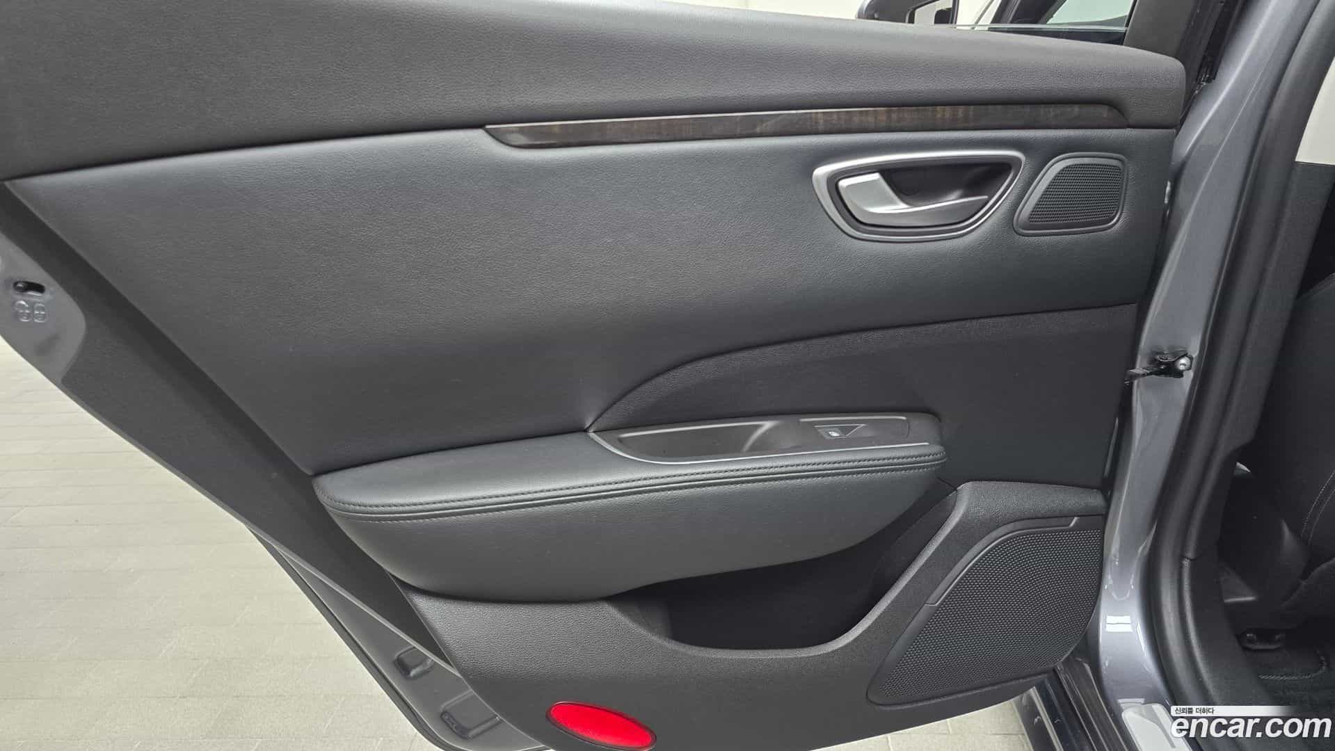 SM6 Renault Korea 2018.10-INNER-035