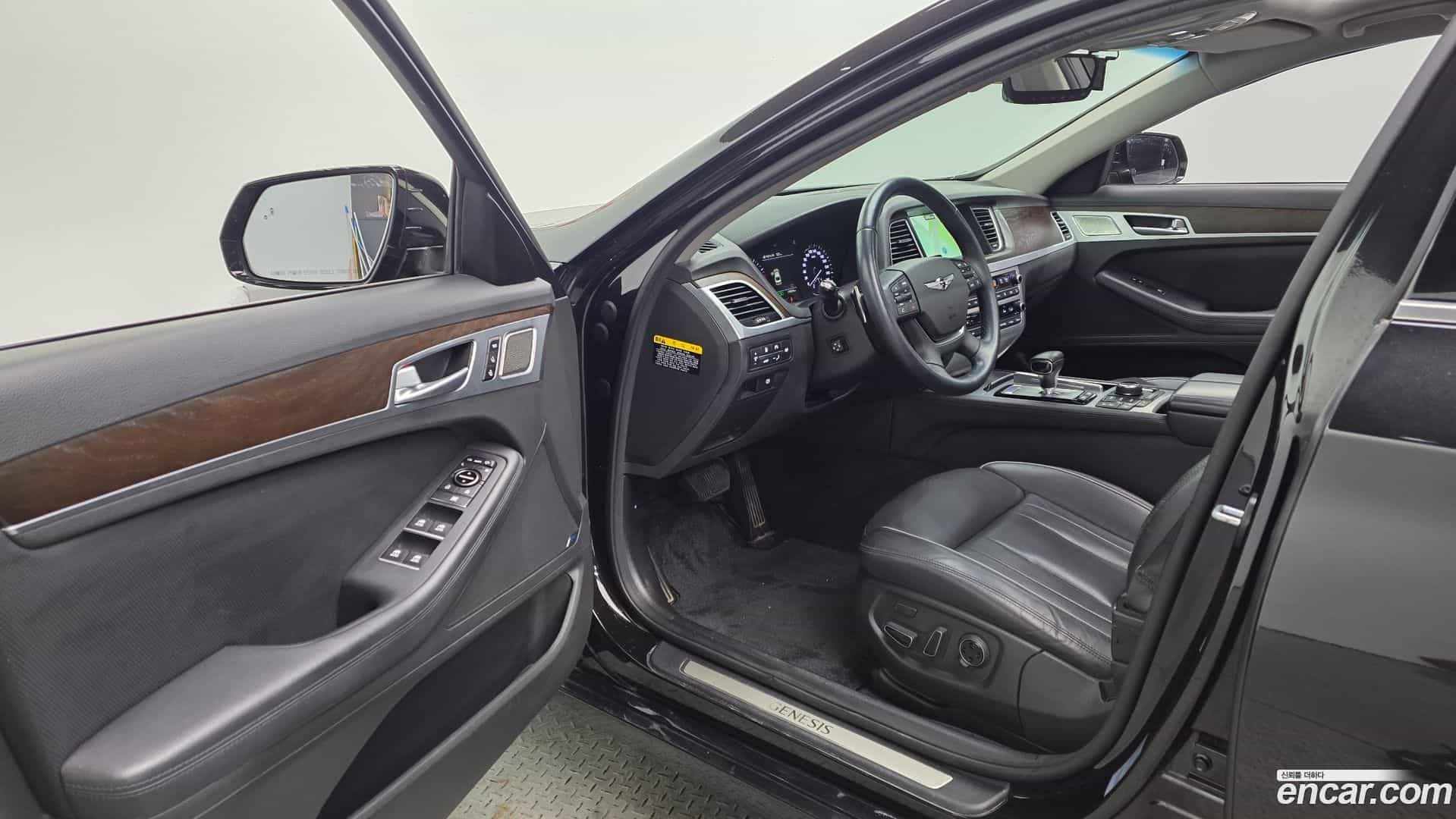 G80 Genesis 2017.10-INNER-010