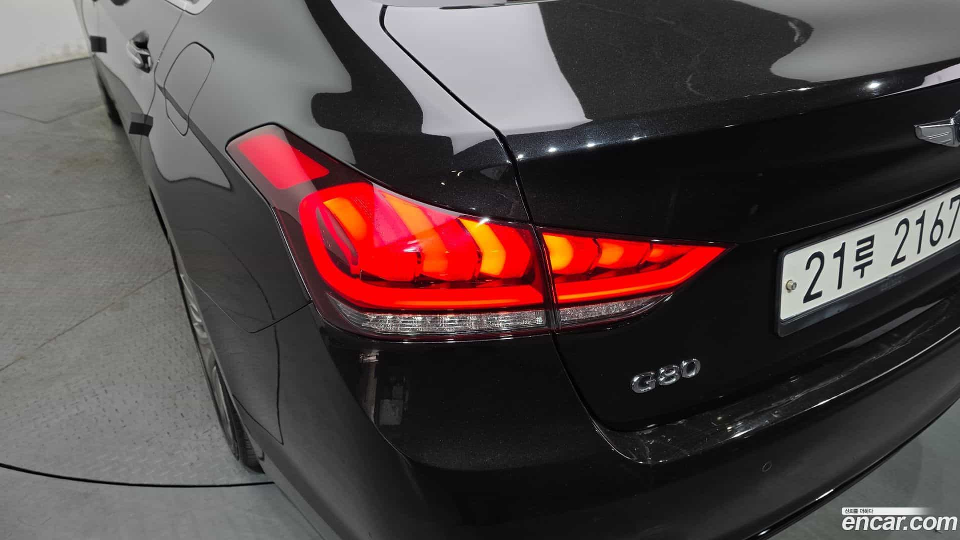 G80 Genesis 2017.10-OUTER-033