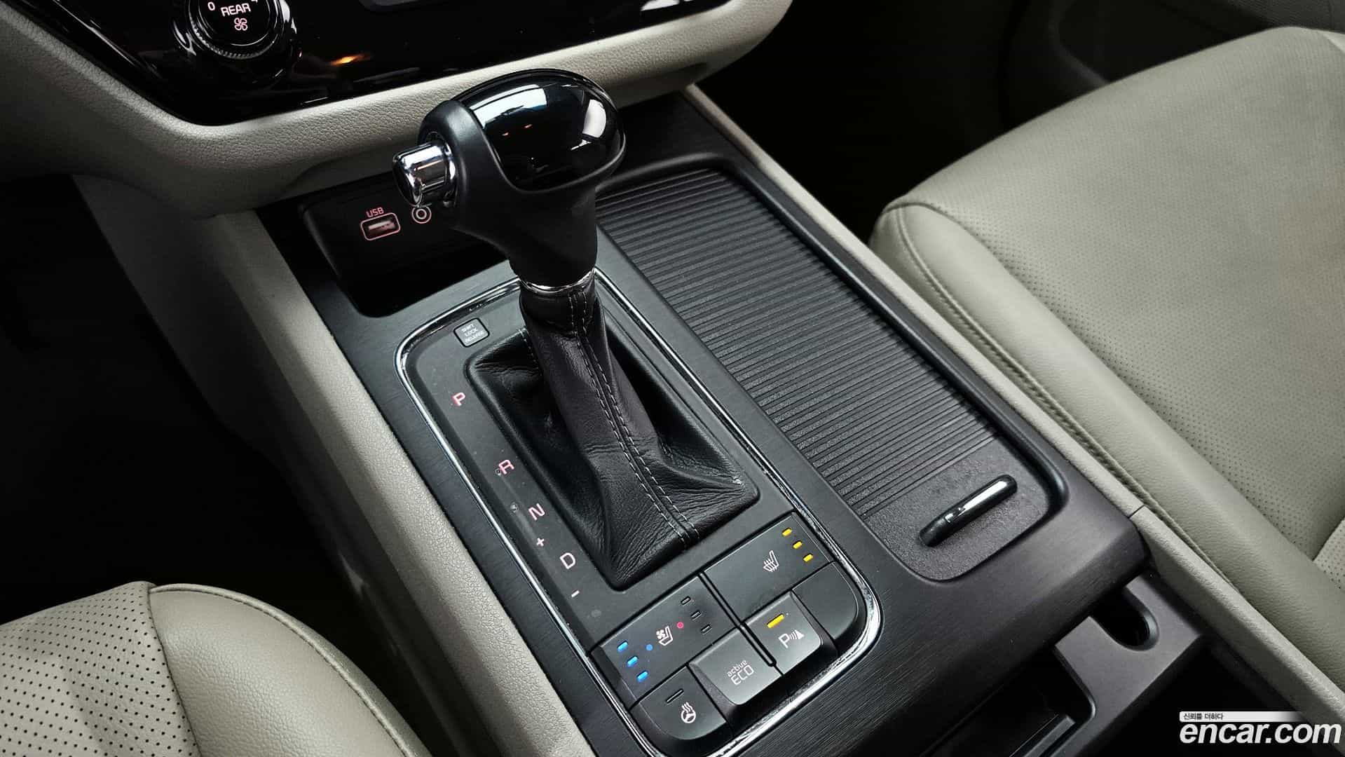 Canival Kia 2015.8-INNER-009