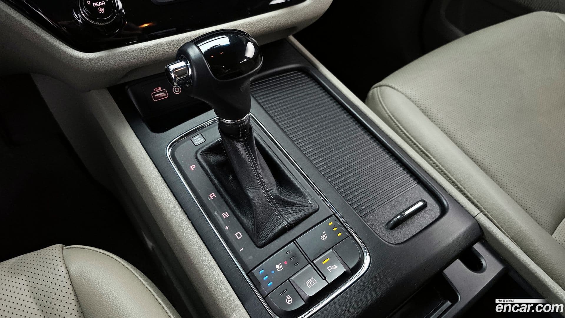 Main__Slider__Photo:Canival Kia 2015.8-8