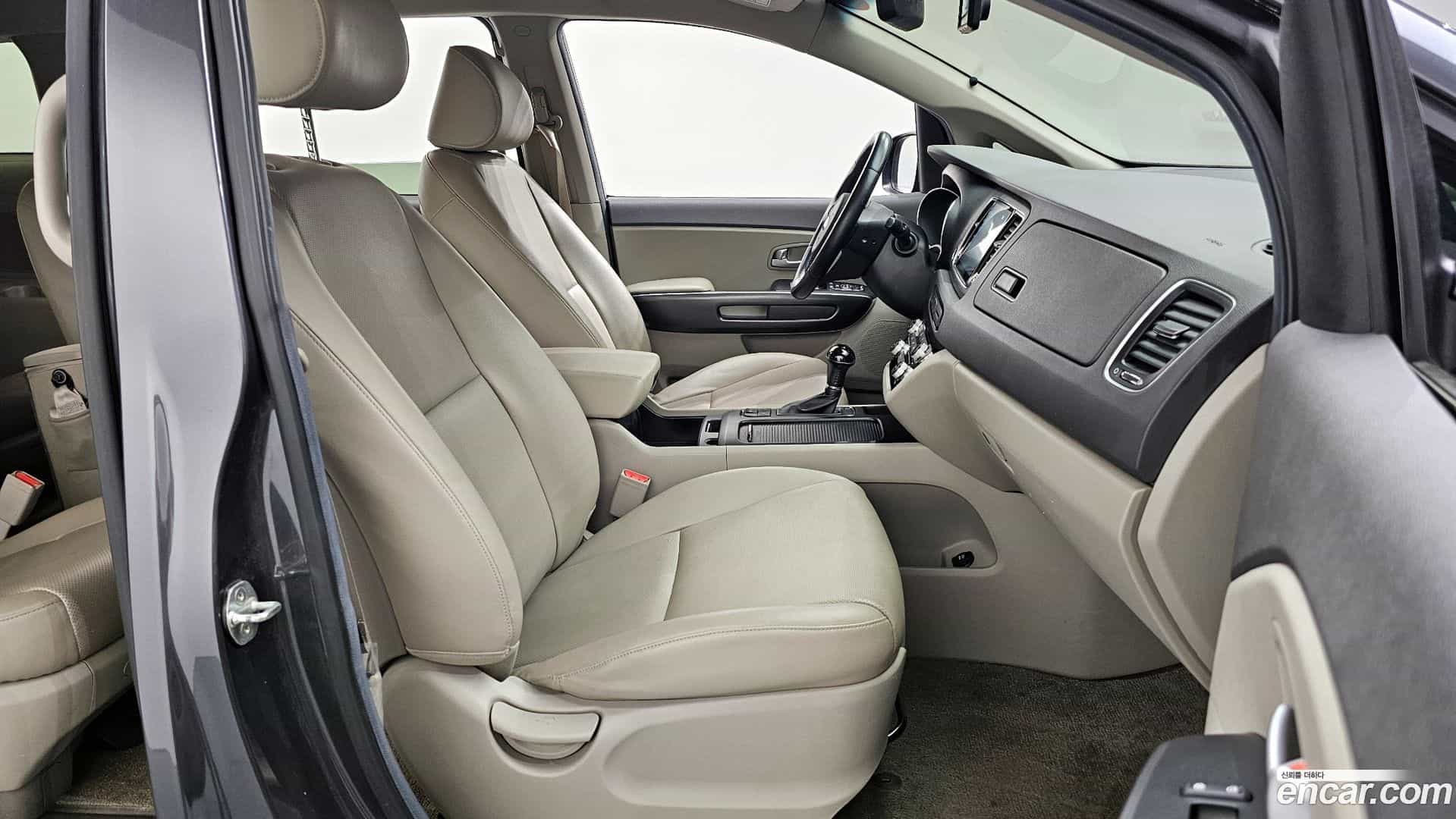 Canival Kia 2015.8-OPTION-015