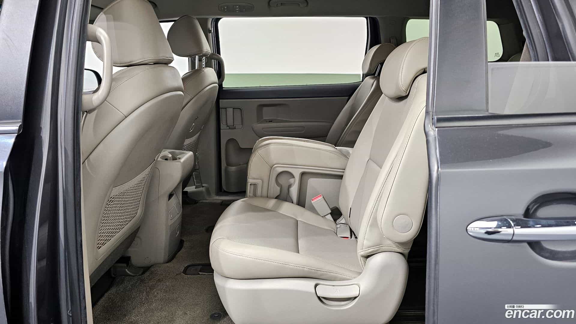 Canival Kia 2015.8-OPTION-016