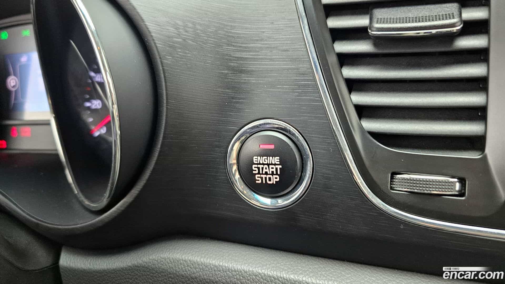 Canival Kia 2015.8-OPTION-040