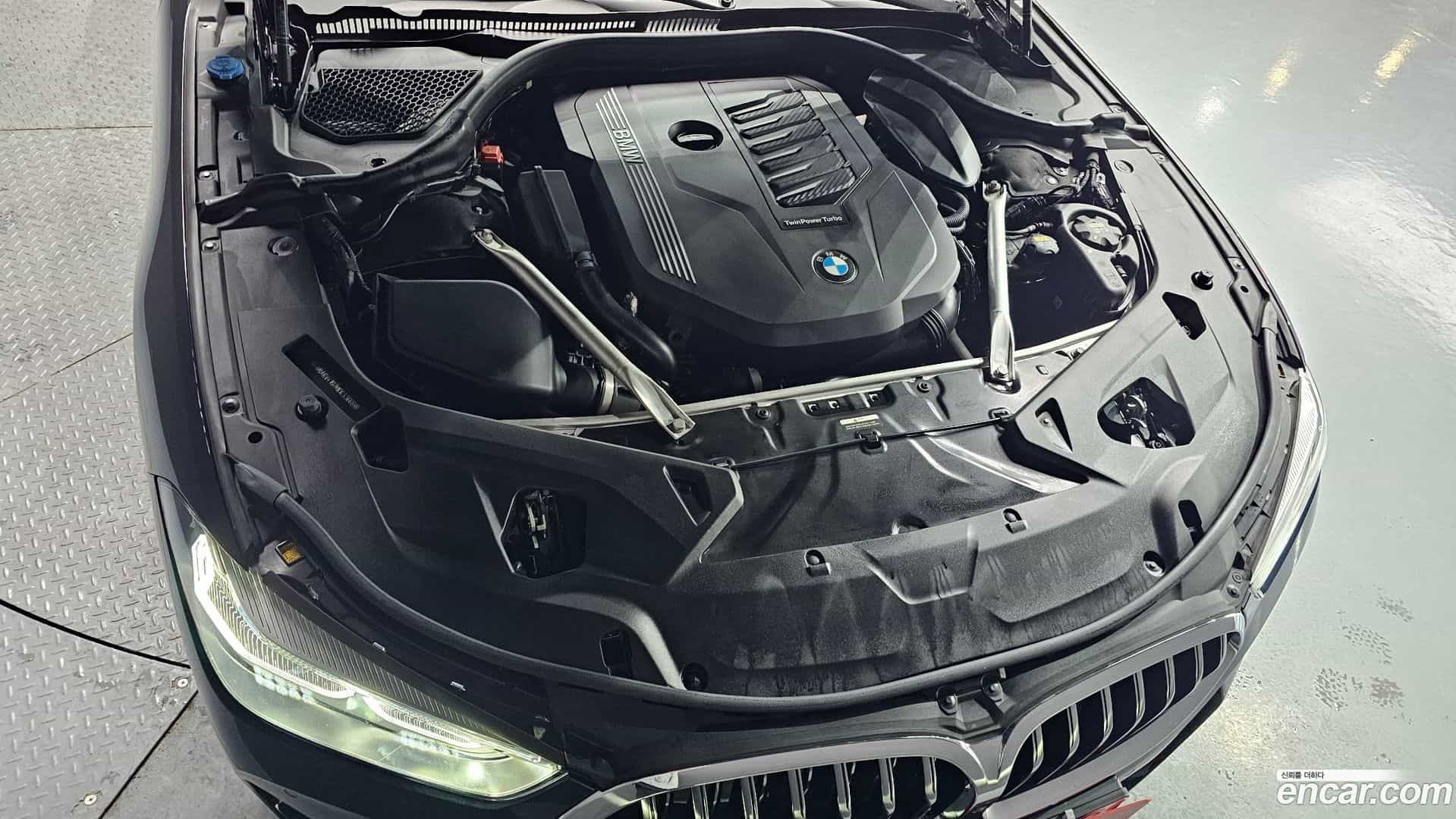 8-Series BMW 2021.2-OUTER-006