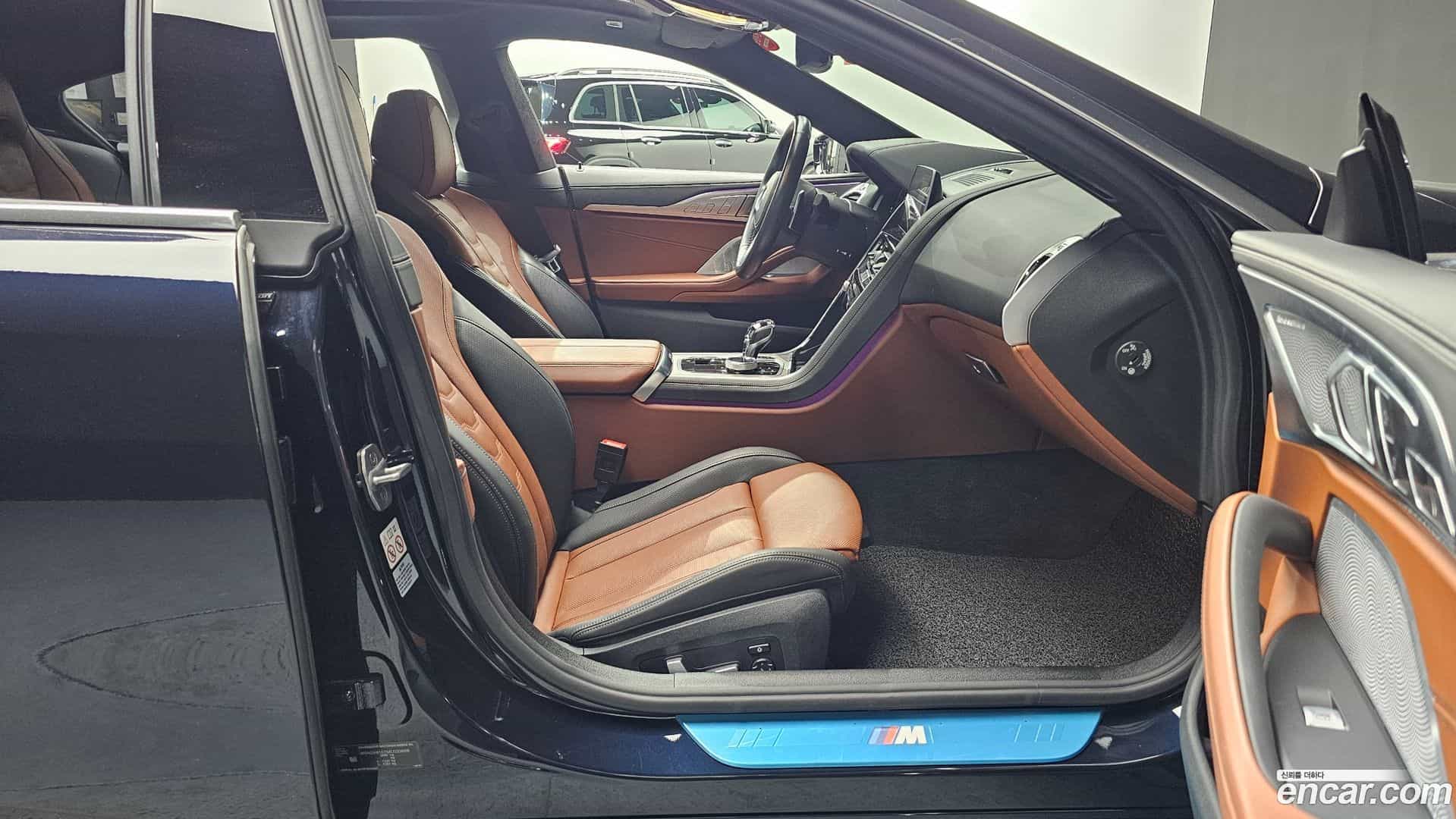 8-Series BMW 2021.2-INNER-036