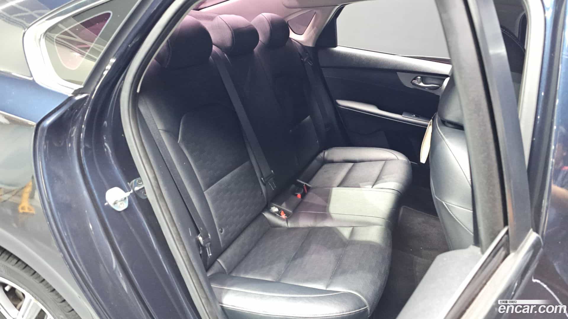 K3 Kia 2018.10-INNER-036