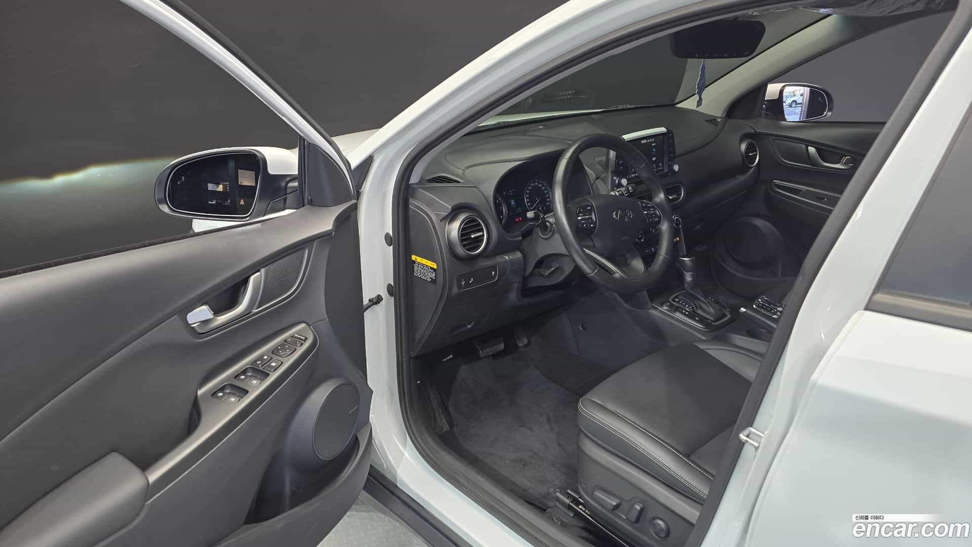 Kona Hyundai 2019.9-INNER-010