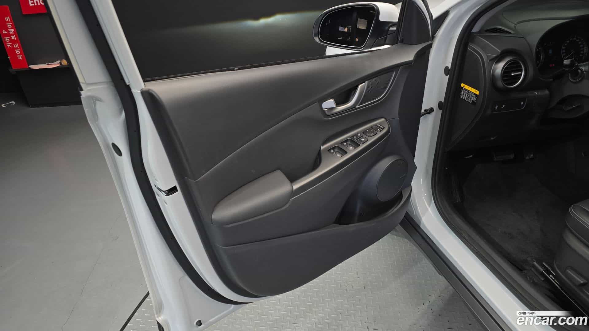 Kona Hyundai 2019.9-INNER-034