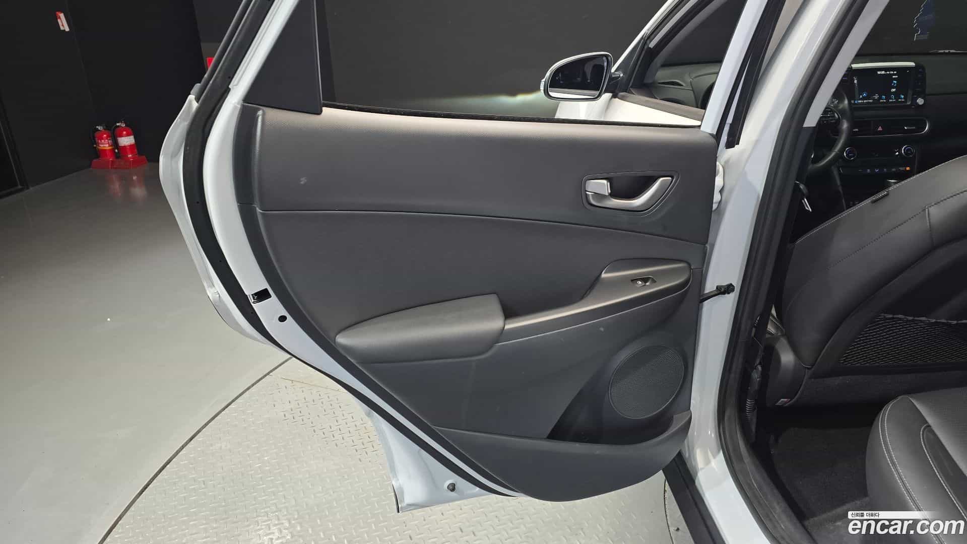 Kona Hyundai 2019.9-INNER-035