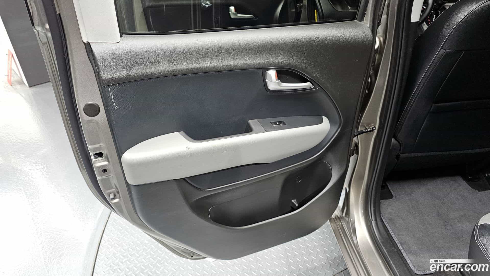 RAY Kia 2021.2-INNER-035