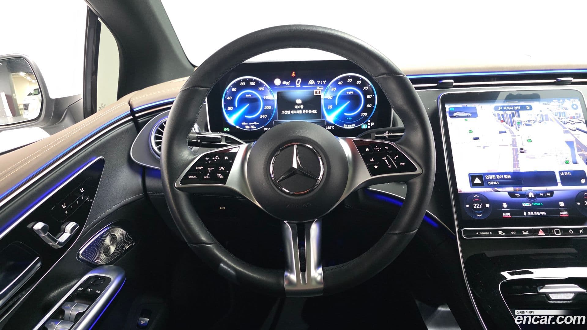 Main__Slider__Photo:EQE Mercedes-Benz 2023.2-11