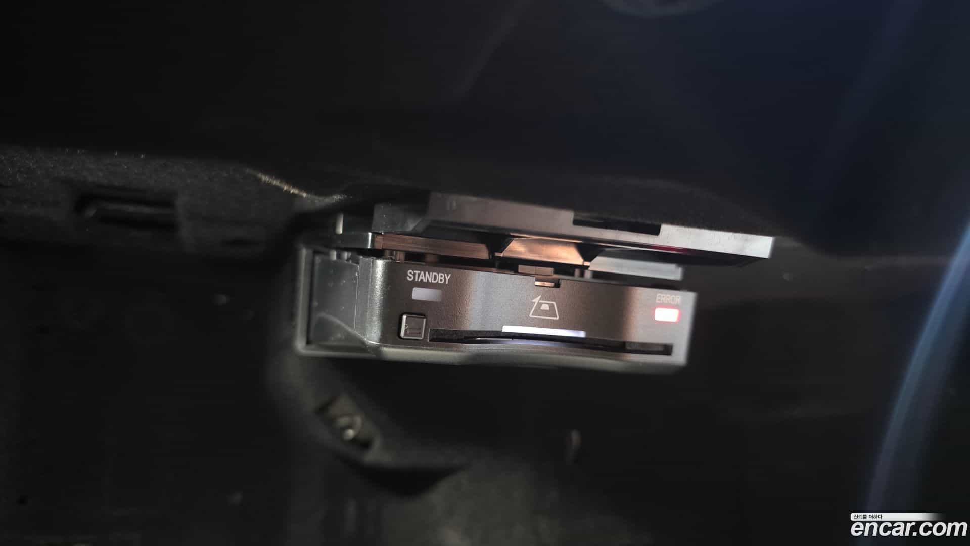 EQE Mercedes-Benz 2023.2-OPTION-043
