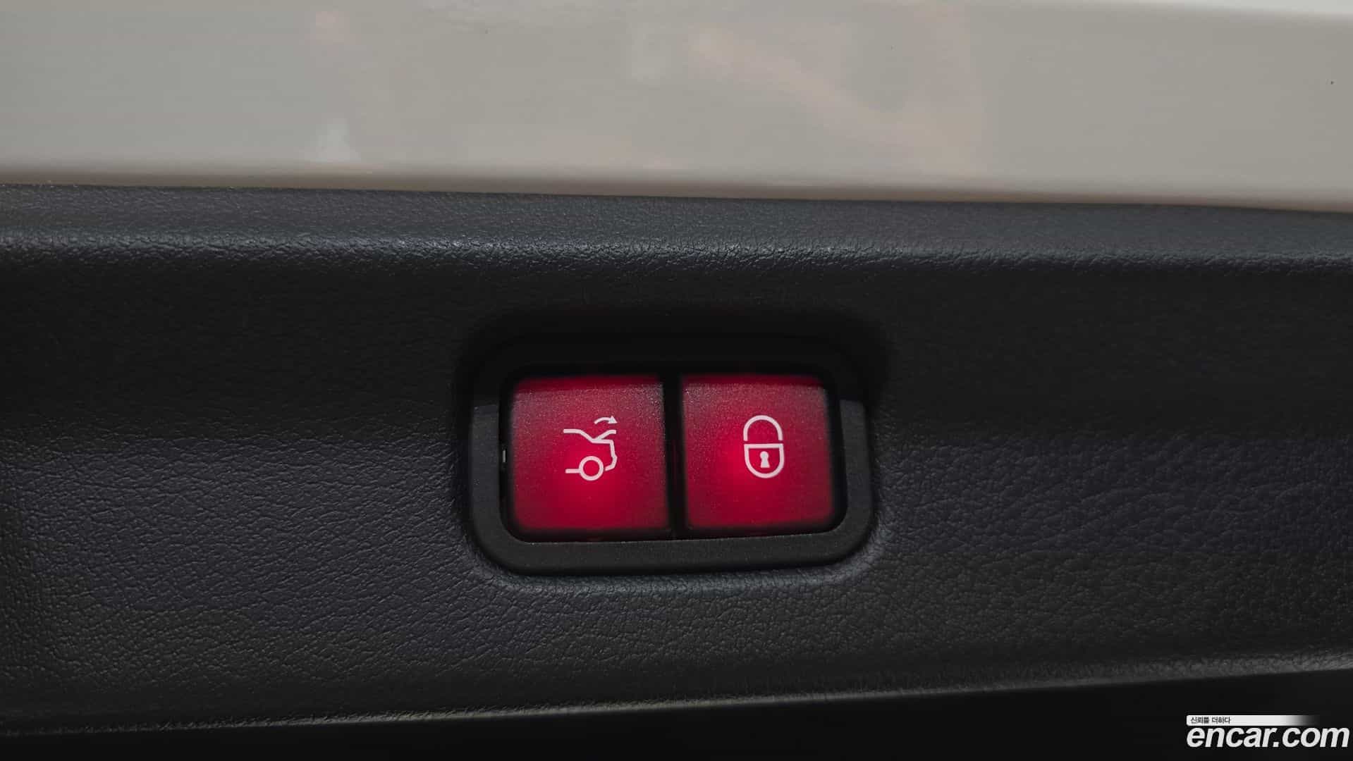 EQE Mercedes-Benz 2023.2-OPTION-044