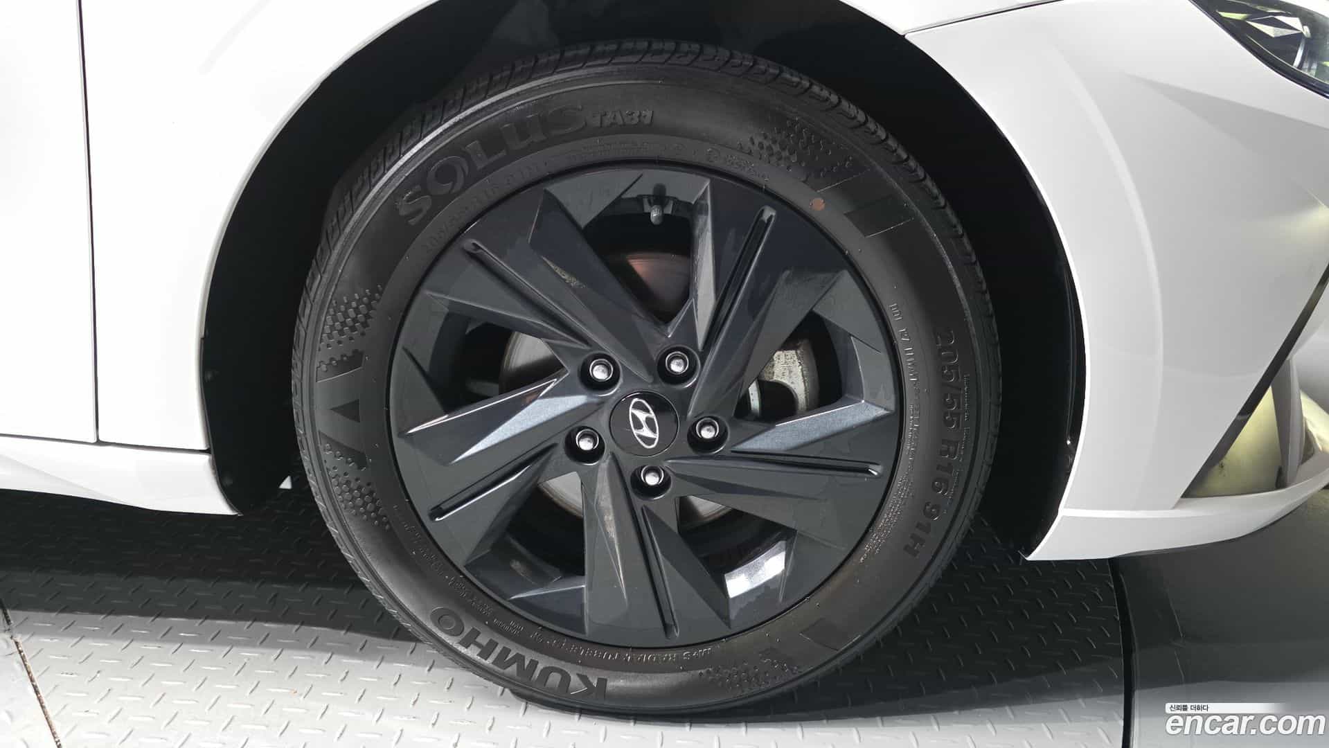 AVANTE Hyundai 2023.2-OUTER-005