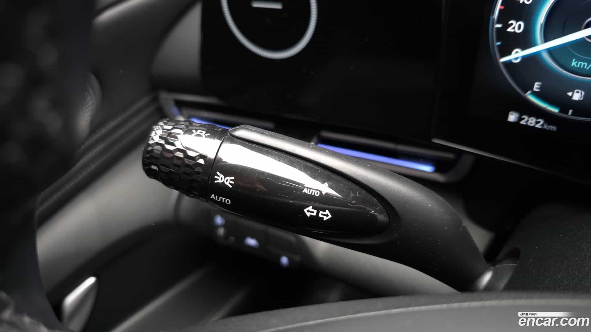 AVANTE Hyundai 2023.2-OPTION-040