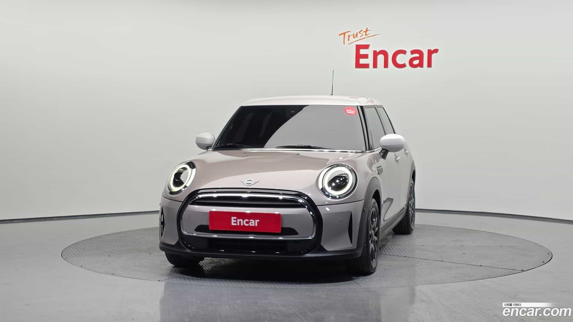 Cooper Mini 2024.2-OUTER-003