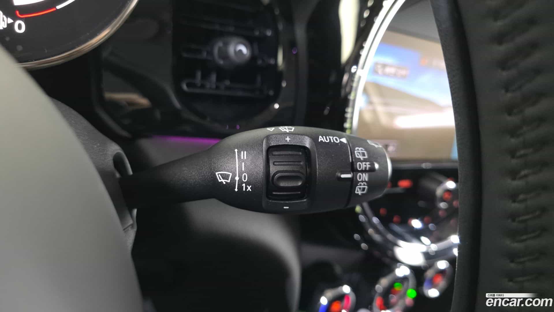 Cooper Mini 2024.2-OPTION-045