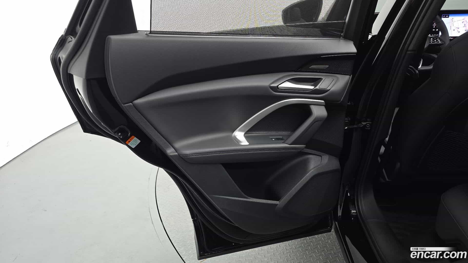 Q5 Audi 2025.11-INNER-035