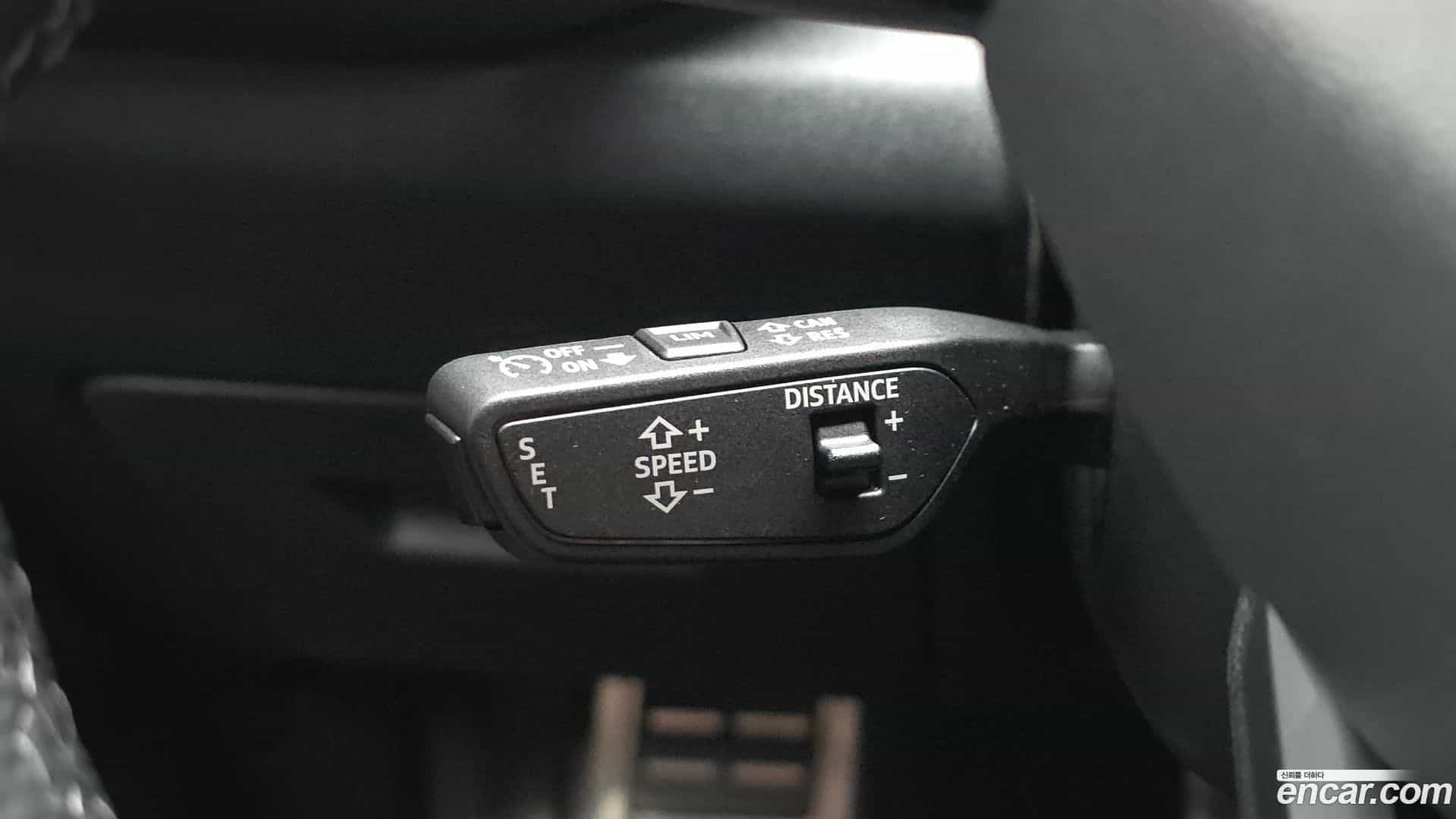 Q5 Audi 2025.11-INNER-036