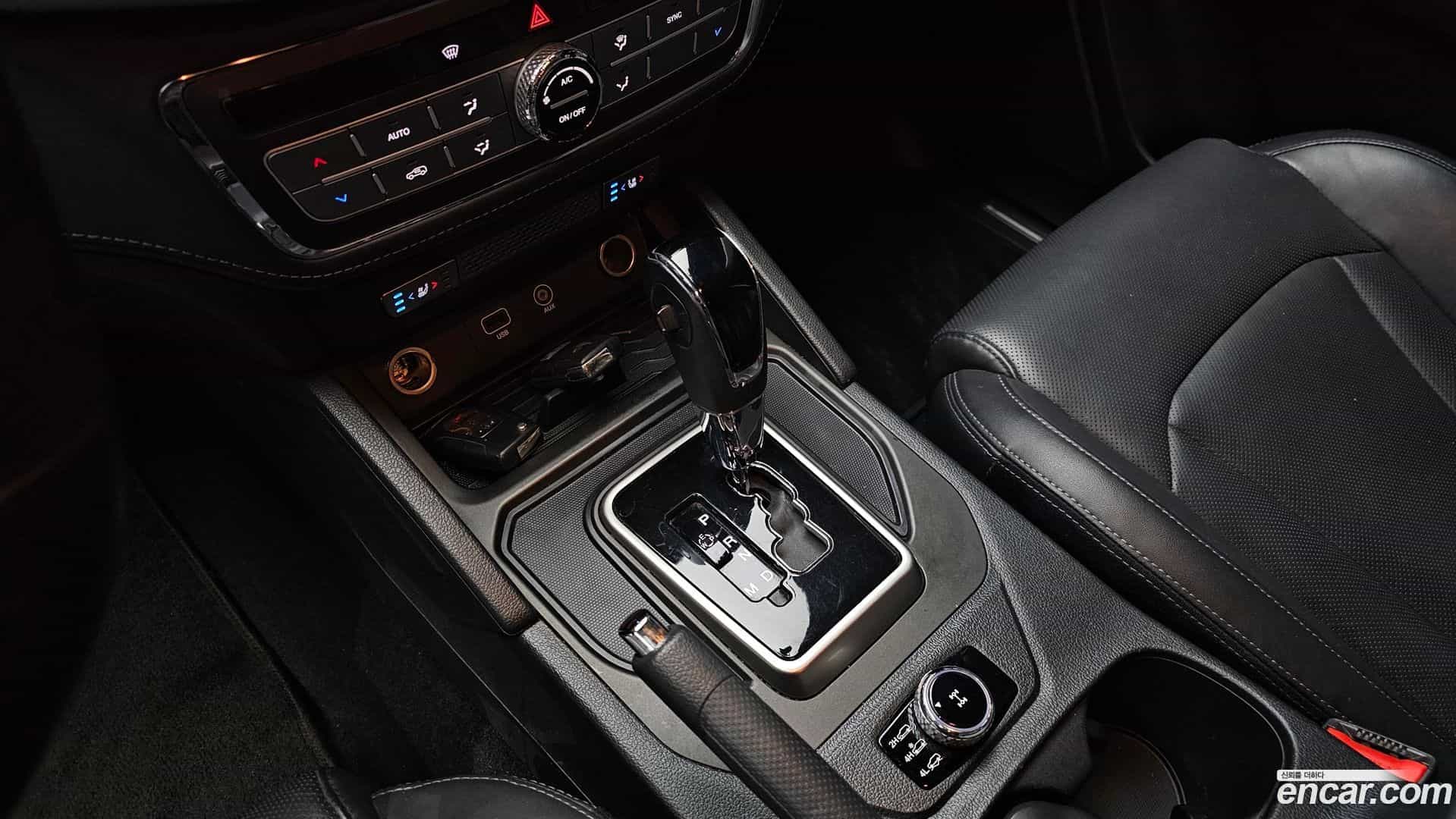 Rexton KG Mobility 2018.2-INNER-009