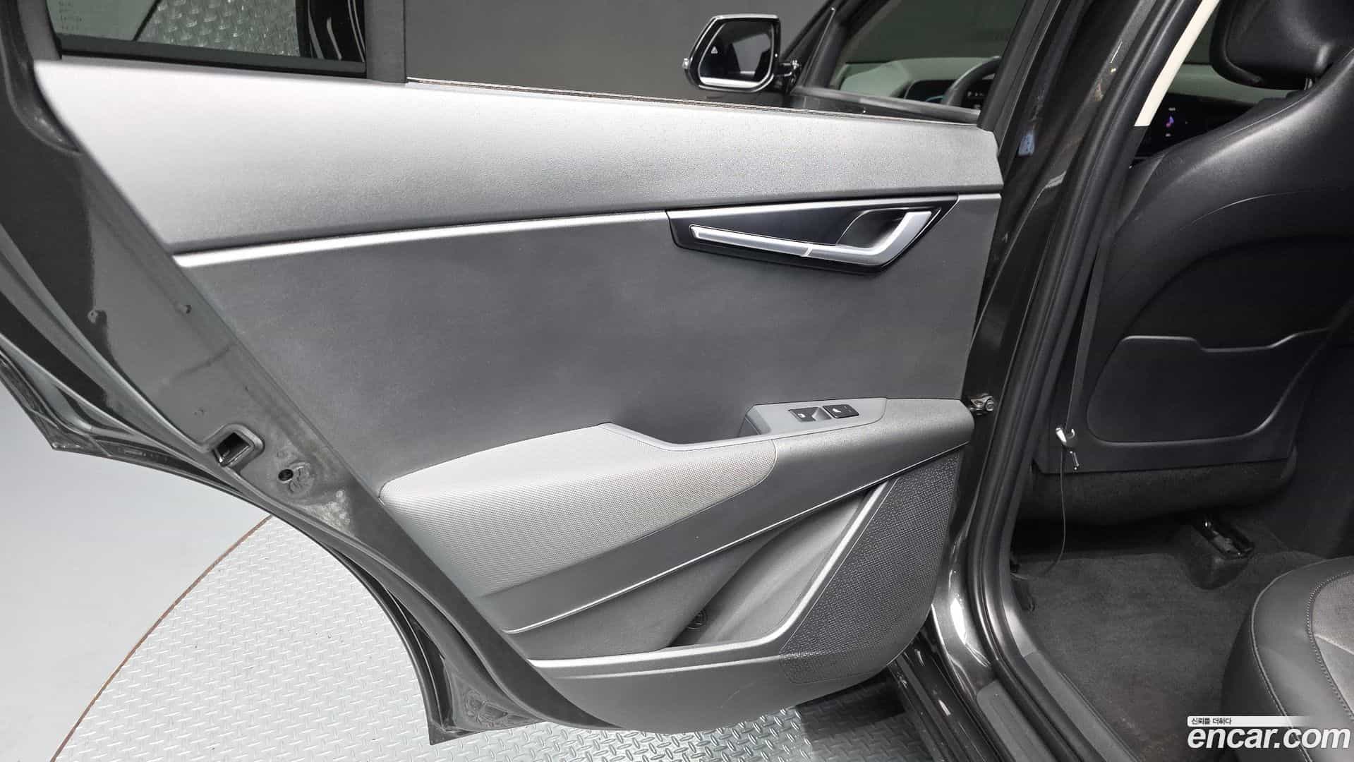 Niro Kia 2022.3-INNER-035