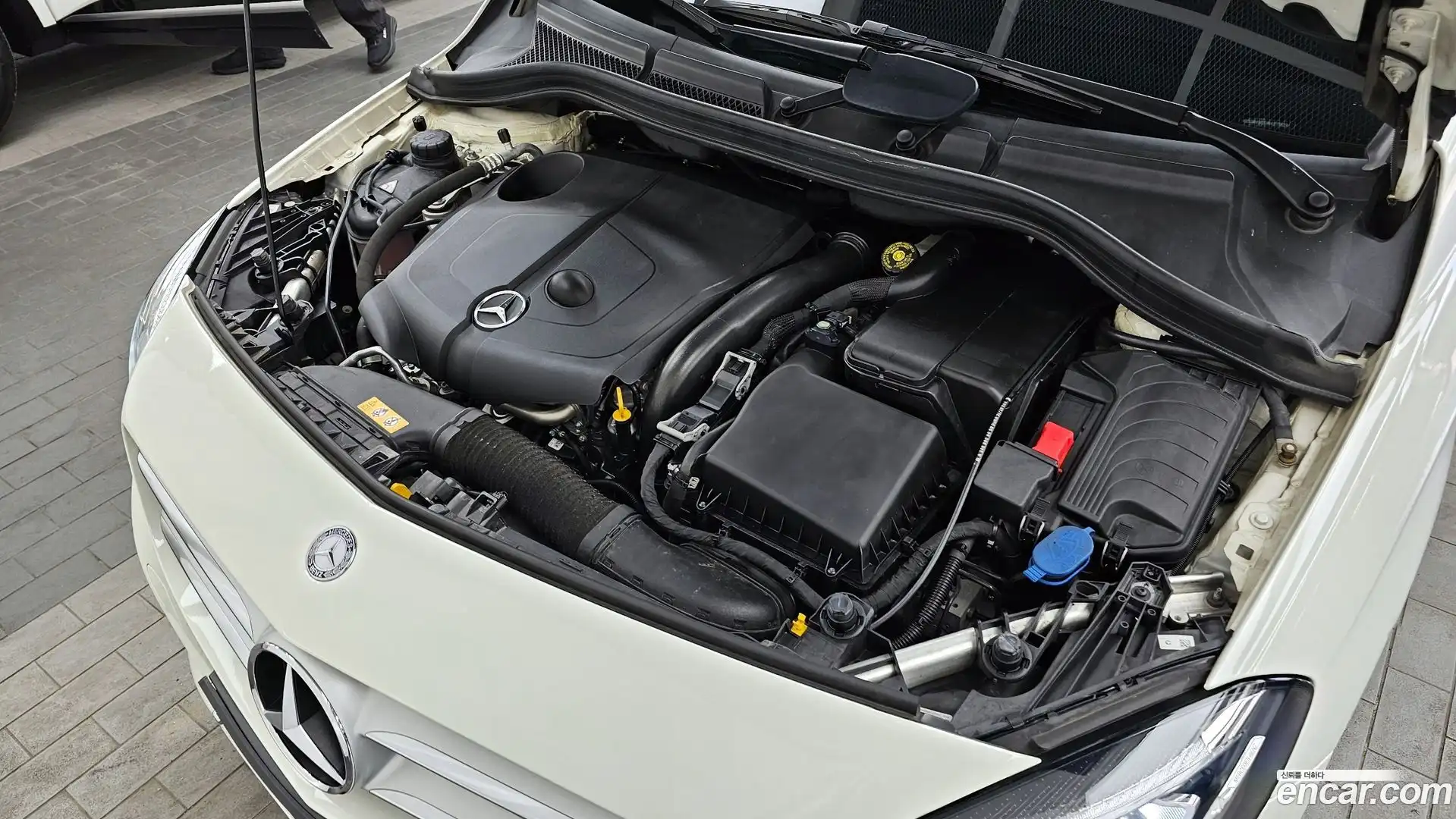 B-Class Mercedes-Benz 2016.11-OUTER-006