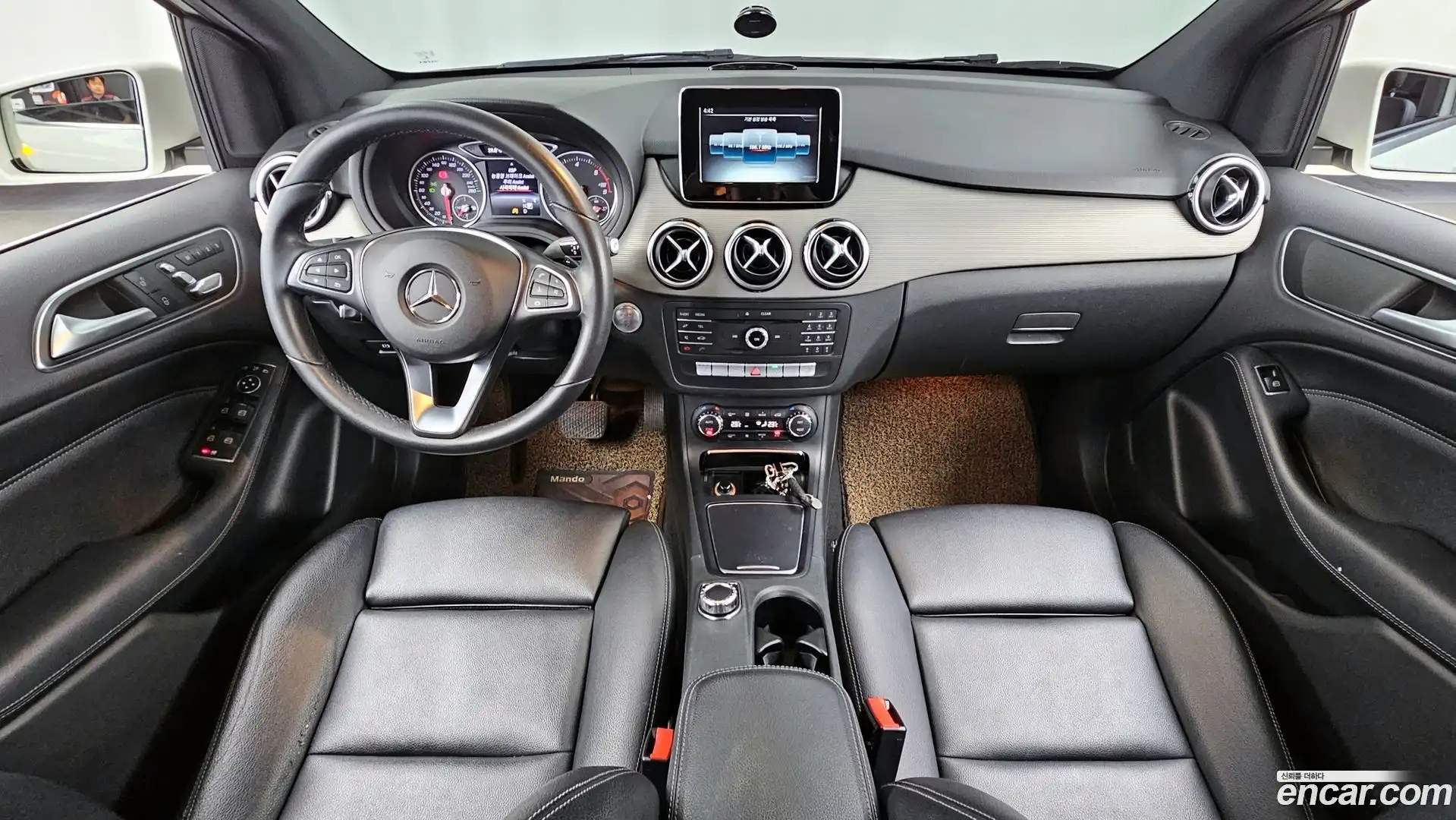 B-Class Mercedes-Benz 2016.11-INNER-007